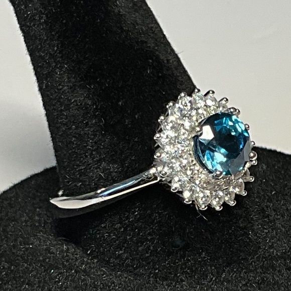 Sterling Silver Genuine London Blue Topaz Ring Size 7 Natural Gemstone - Picture 3 of 4